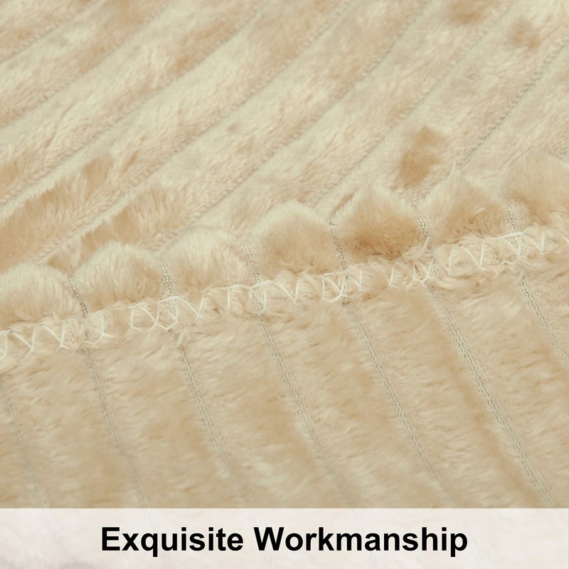 إن تي باي NTBAY بطانية أطفال كبيرة الحجم من الفلانيل المخملي مقاس 50 × 60 بوصة، بطانية ناعمة ودافئة للأطفال الصغار مع بطانية سرير حضانة بملمس مخطط لعربة الأطفال وسرير الأطفال والسفر هدية مقاس 50 بوصة × 60 بوصة كاكي - Image 3