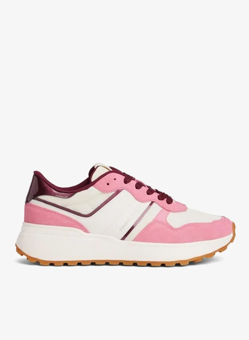 Cleated Runner