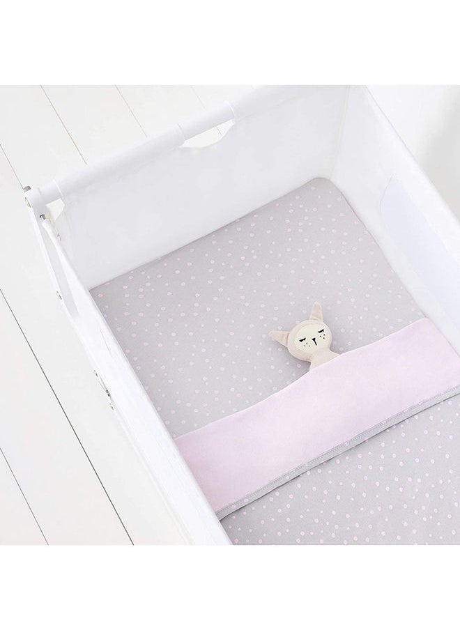 Snuz - Pack of 2 Crib Fitted Sheets, Design Ed To Fit Pod Bedside Cribs, 100% Cotton, Infant And Baby, Patternrose Spot, Fitted Sheet Size - 44 X 80Cm - Image 1