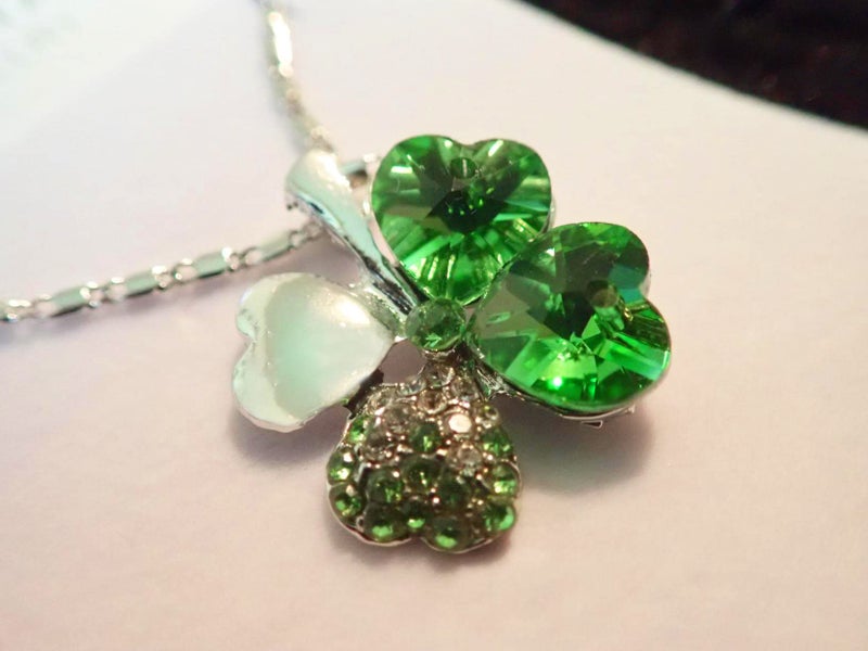 TRUEGOOD Four Leaf Clovers Necklace Crystals,Green Crystal Pendant with Necklace Angel Neckles, 4 Leaf Clover Necklace Eternal love - Image 4