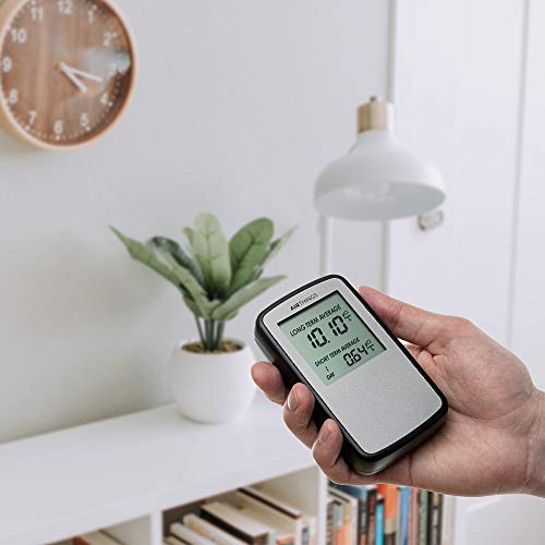 Airthings كاشف غاز الرادون المنزلي من Airthings Corentium 223 محمول، خفيف الوزن، سهل الاستخدام، يعمل ببطارية AAA (3) نسخة أمريكية، pCi/L - Image 3