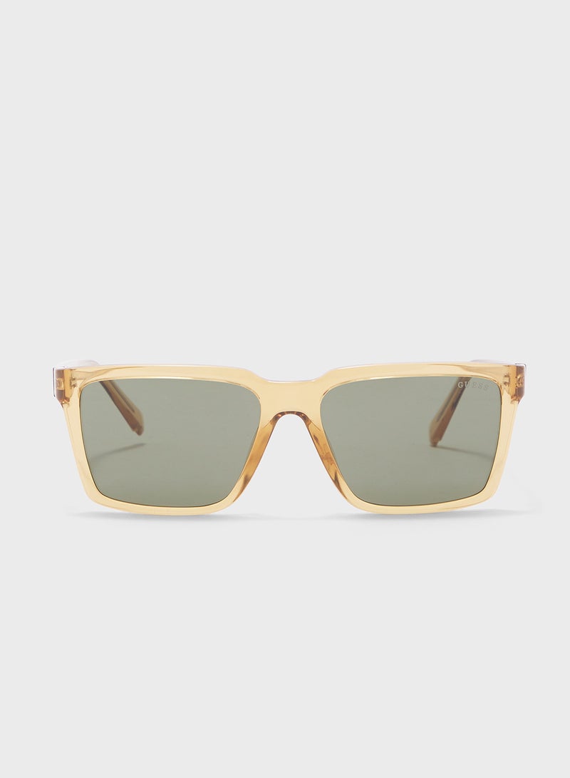 GUESS Uv Protected Oversized  Sunglasses - Image 2