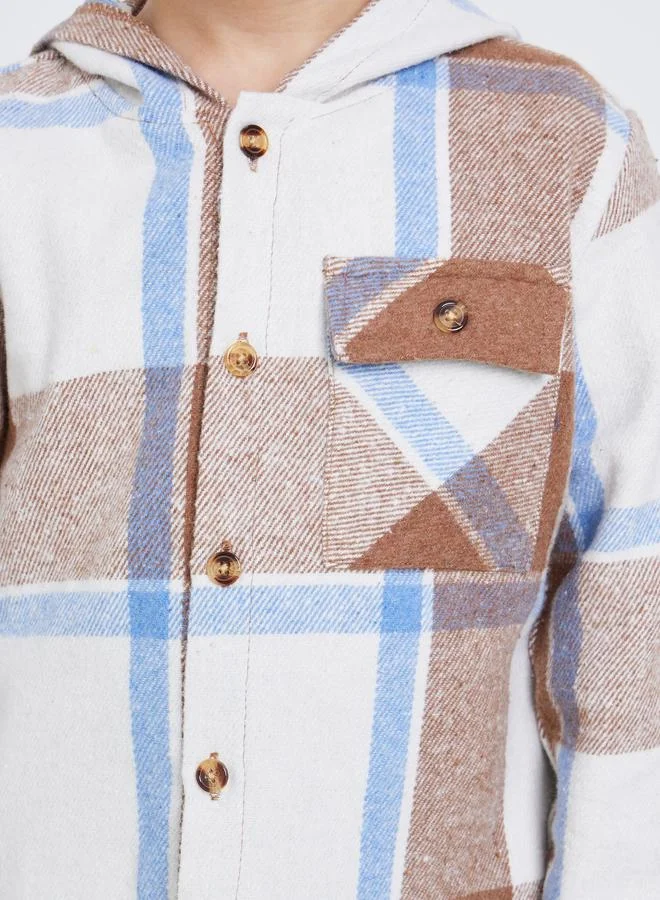 ستايلي شاكيت بنمط مربعات مع ياقة هودي