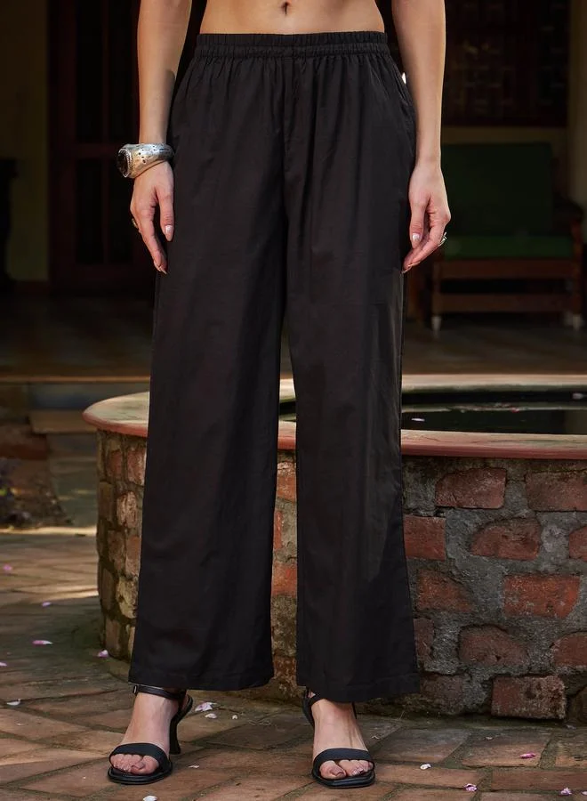 SASSAFRAS SASSAFRAS Black Floral Front Yoke Kurta with Pencil Pants and Dupatta Set