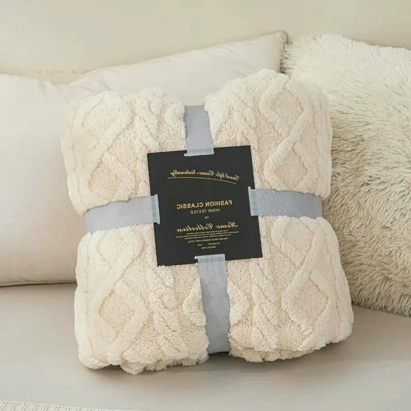 Velvet Double Sided Jacquard Geometric Pattern Thickened Blanket Cover Blanket Suitable for All Seasons - Image 2