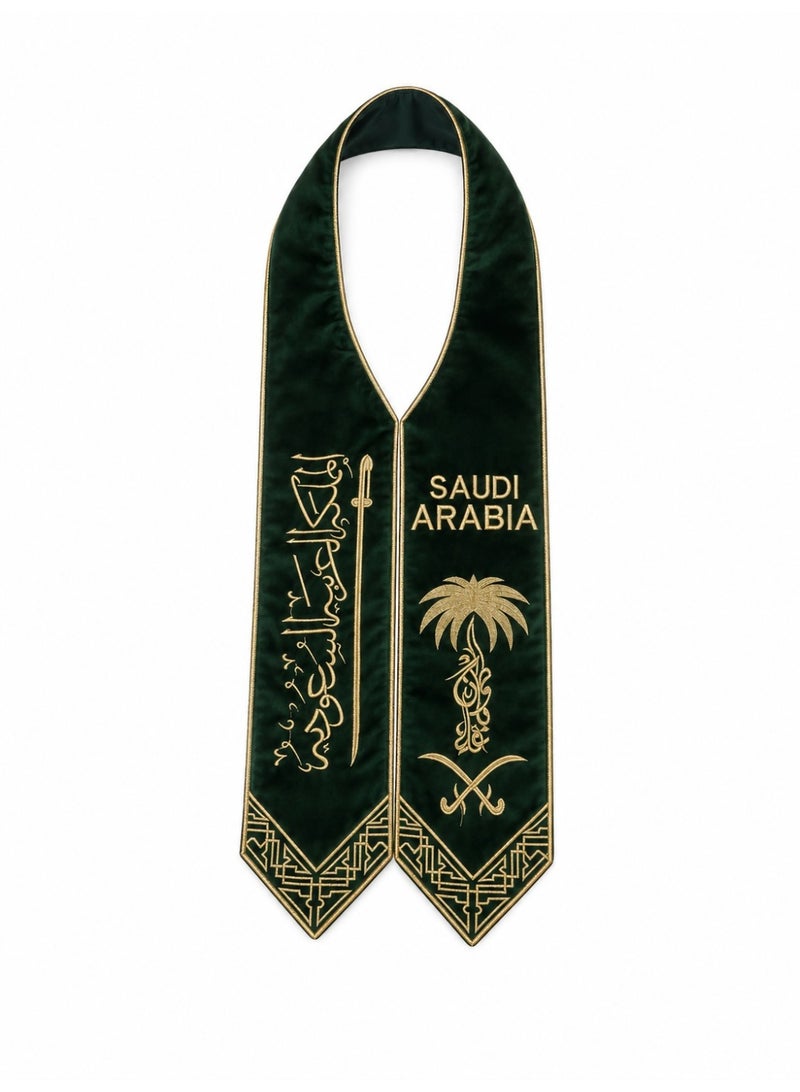 A luxurious royal gift set for the Kingdom's celebrations – a shemagh, scarf, prayer beads, and pen in an elegant men's gift box. - Image 2