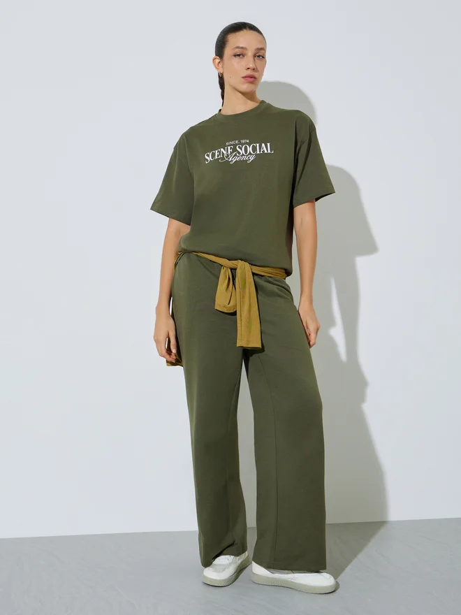 Styli Styli Typography Print Short Sleeves T-Shirt and Joggers Co-Ords