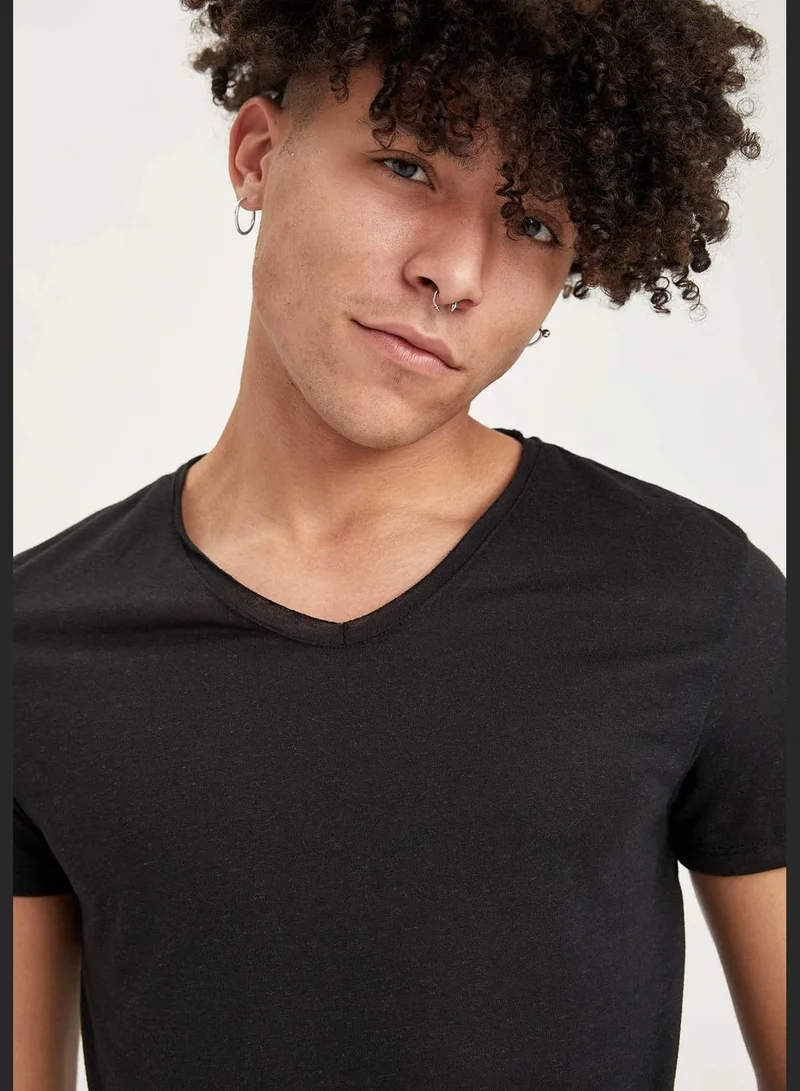 DeFacto Man Knitted Slim Fit V Neck T-Shirt