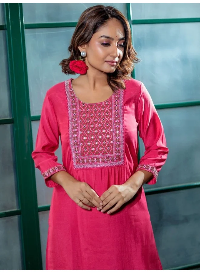 أيه كيه إس Pink Embroidered yoke Kurta Set