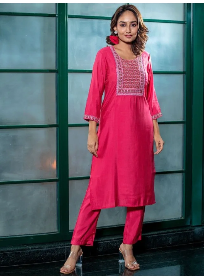 أيه كيه إس Pink Embroidered yoke Kurta Set