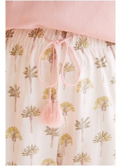Pajamas with short sleeves and Capri pants
