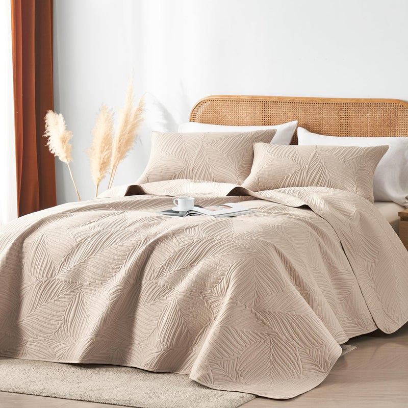 OARAGE King Quilt Bedding Set Lightweight Soft Beige Bedspread Coverlet with Leaf Pattern Ultrasonic Microfiber Bed Cover Set for All Season 3 Pieces (1 Quilt  2 Shams) - Image 2