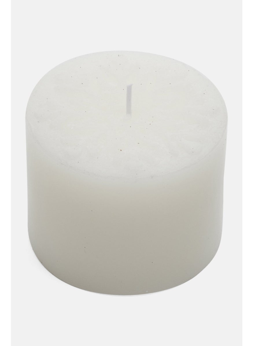 Muy Mucho - Snowflake Candle, Off White - Image 1