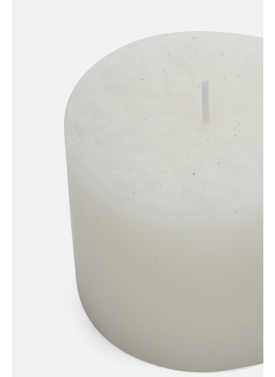 Muy Mucho - Snowflake Candle, Off White - Image 1