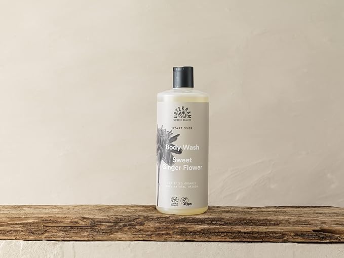 Urtekram Urtekram Sweet Ginger Flower AntiDandruff Shampoo 250ml - Image 5