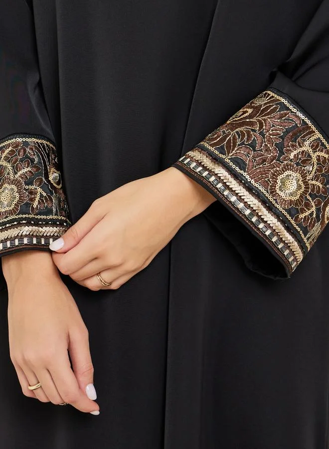 Amirah  Black Notch Neck Jalabiya with Embroidered Cuffs for Women | Best Price UAE