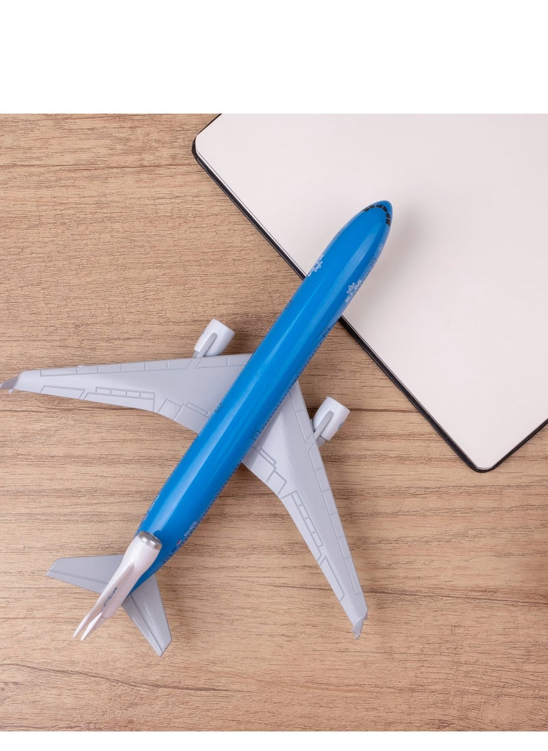 Model Airplane 1:300 Scale Model American Plane B777 Model Plane Alloy Model Plane for Gift and Decoration 