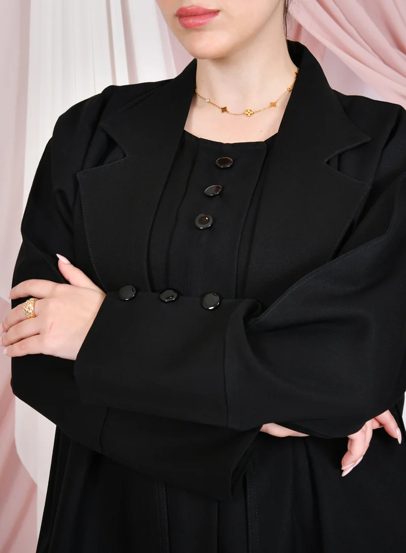 HAWRAA ABAYA Formal black abaya with an inner piece that closes with a click