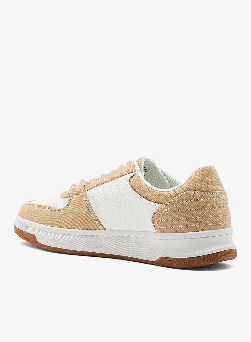 سفنتي فايف سنيكرز جينز كاجوال