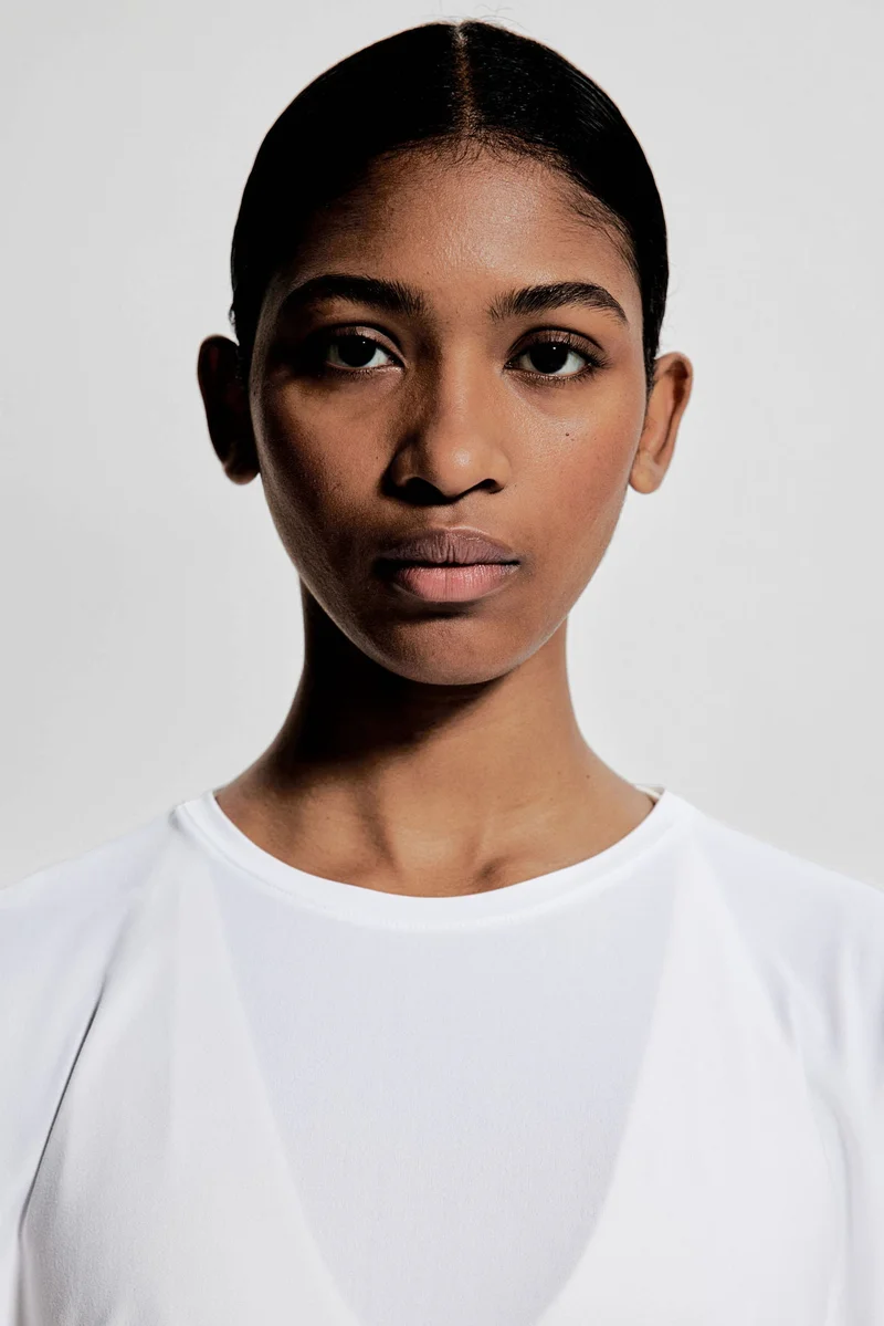 H&M Boxy-style sports top in DryMove™