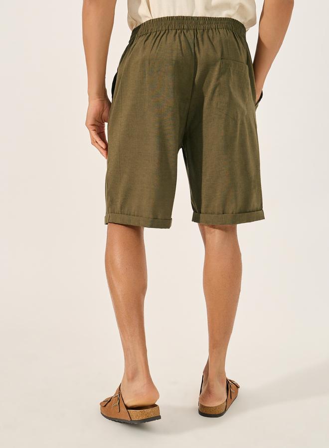 Styli Mid Rise Regular Fit Pleated Shorts - Image 4