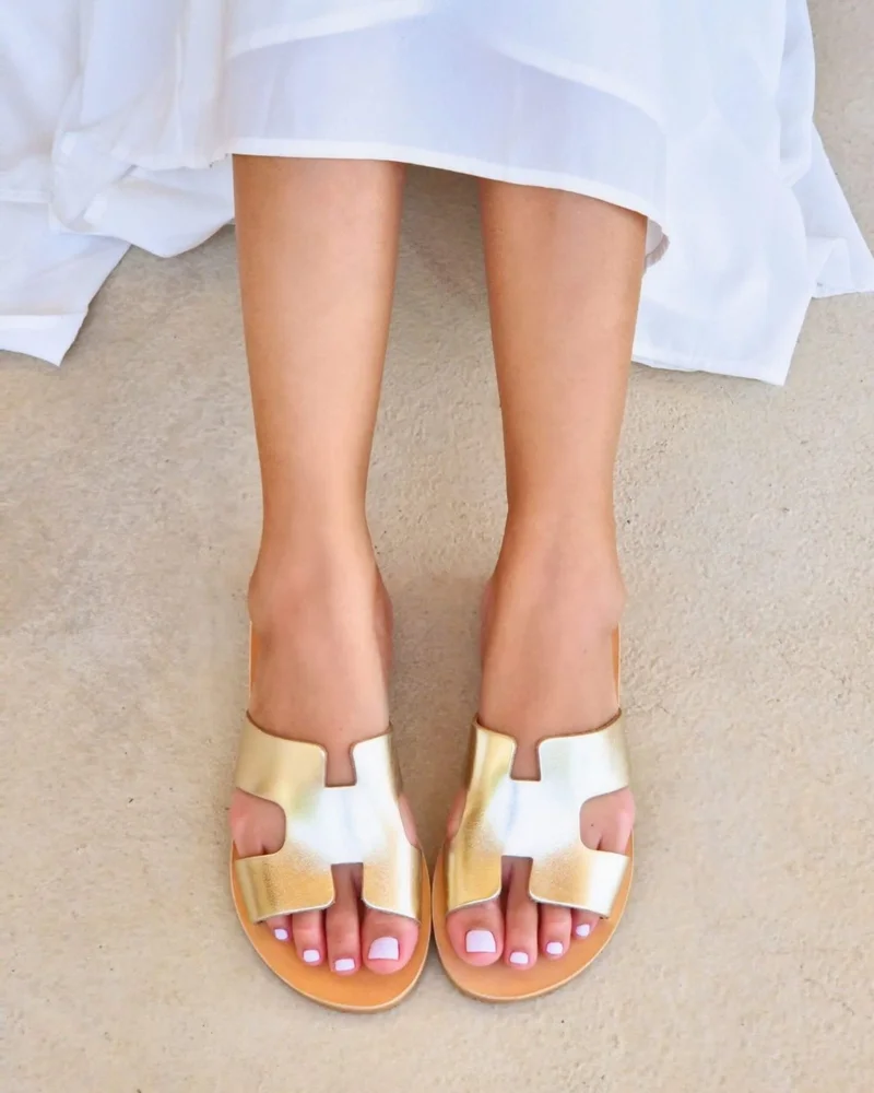 شو كيو Hania Slide