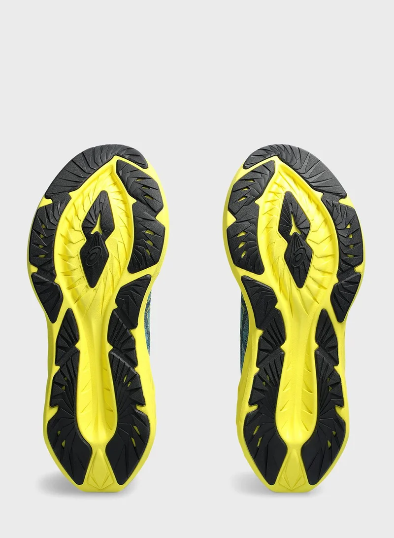 asics Novablast 4