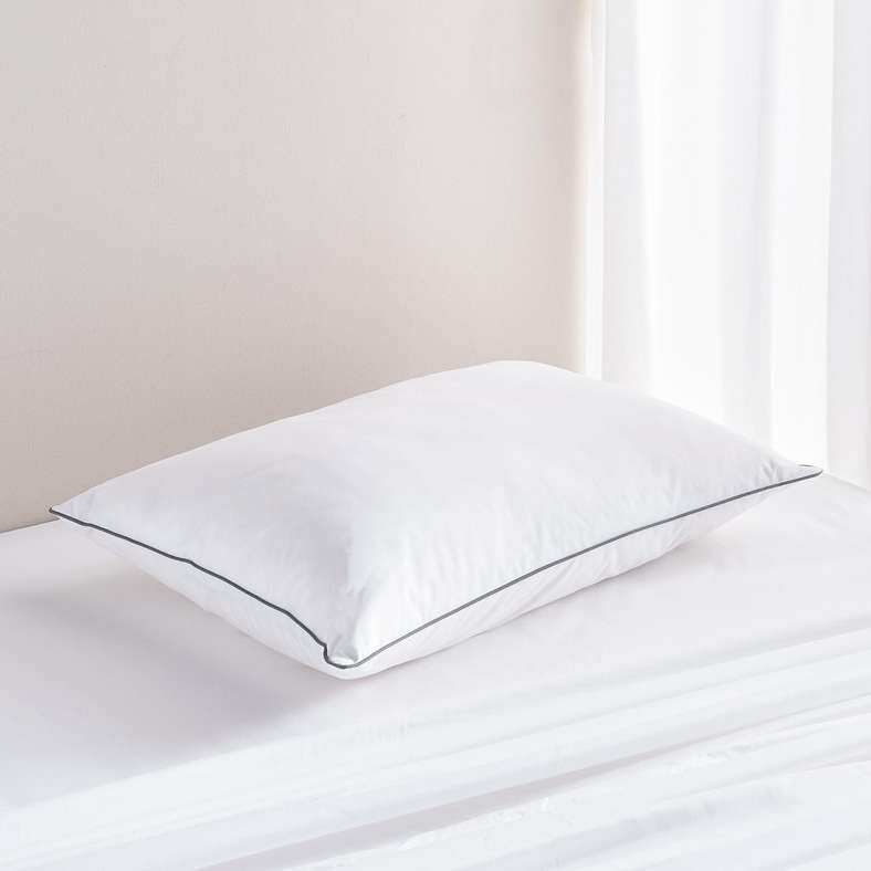 Pan Home وسادة ريش الإوز الفاخرة - بيضاء - Image 1