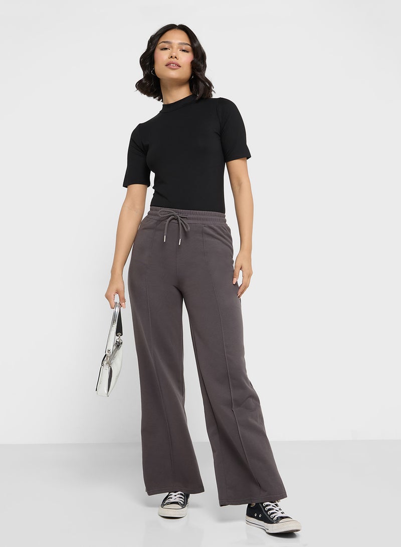 جينجر بيسيكس تيشيرت بياقة عالية - Image 4