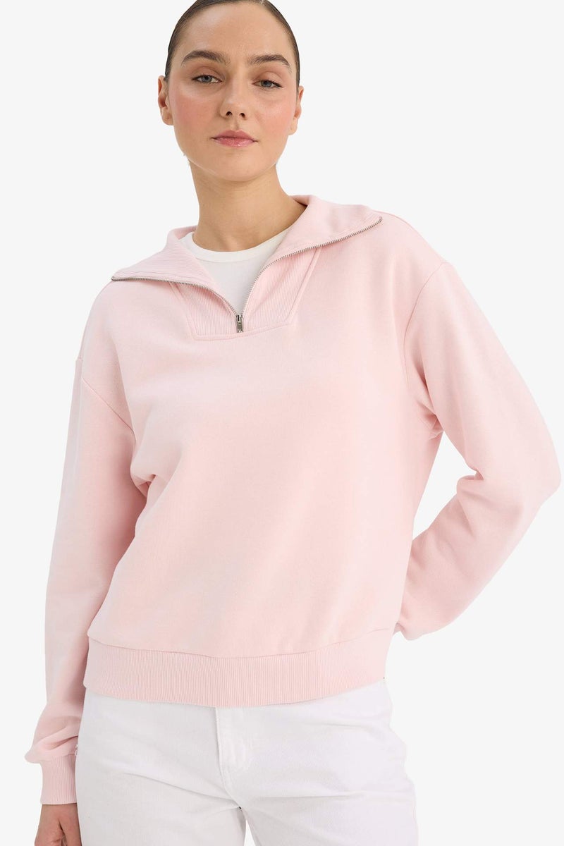 DeFacto Regular Fit Basic Sweatshirt - Image 1
