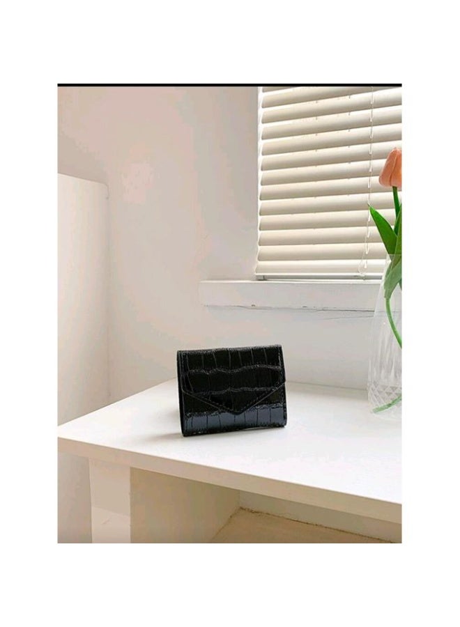 Luxury women's wallet with a crocodile-embossed leather pattern – a stylish and compact mini design with multiple card slots and a pocket for bills and coins – durable, glossy leather material that easily fits in any bag – perfect organization and everyday convenience in one compact and fashionable wallet – black color - Image 5