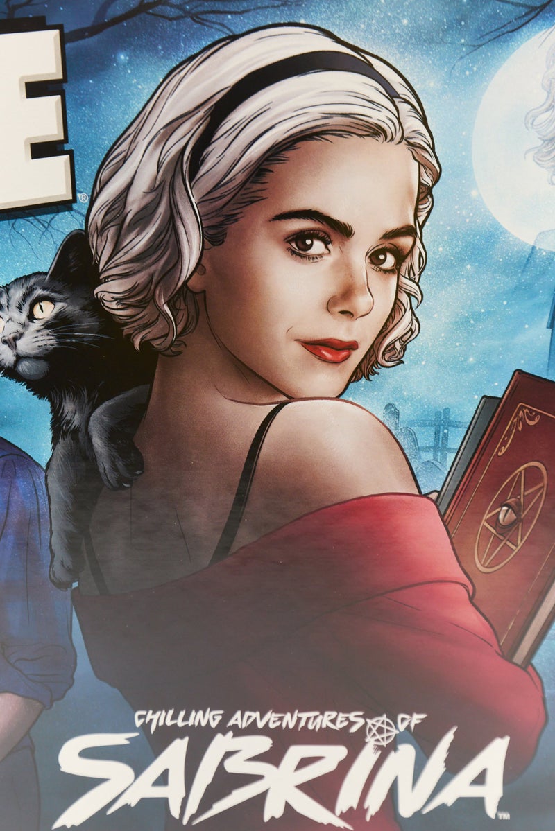 Clue Chilling Adventures of Sabrina Edition Board Game, Blue - Image 5
