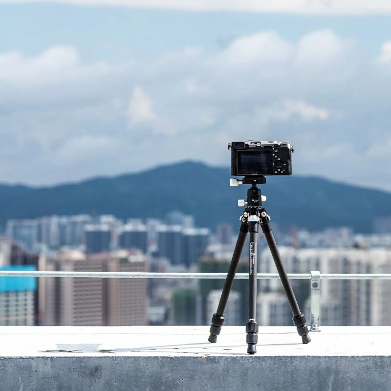 فوتوبرو حامل ثلاثي القوائم Fotopro P-2 Carbon Fiber Travel Tripod with P-2H Ball Head for Dslr Camera - Image 4