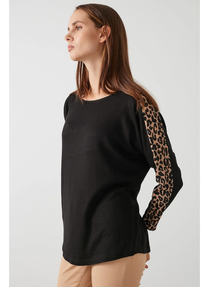 Lela Sleeves Leopard Patterned Crew Neck Blouse Women's Blouse 5863809