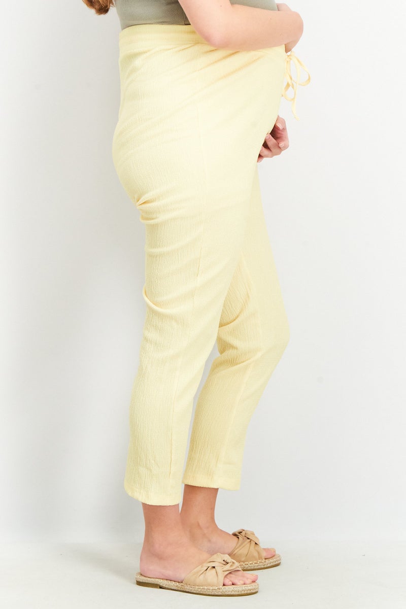 ASOS بنطلون نصفي م textured للحوامل، ليمون - Image 3