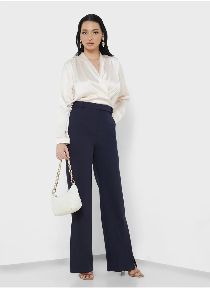 ايلا Surplice Neck Top