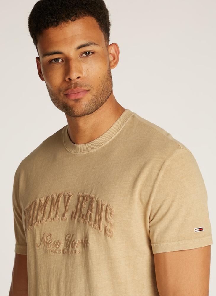 TOMMY JEANS Logo Short Sleeve Crew Neck T-Shirt  - Image 3