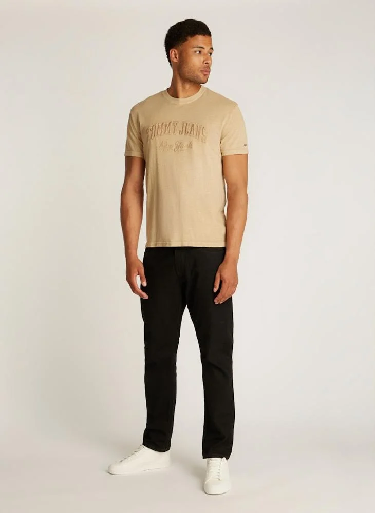 TOMMY JEANS Logo Short Sleeve Crew Neck T-Shirt