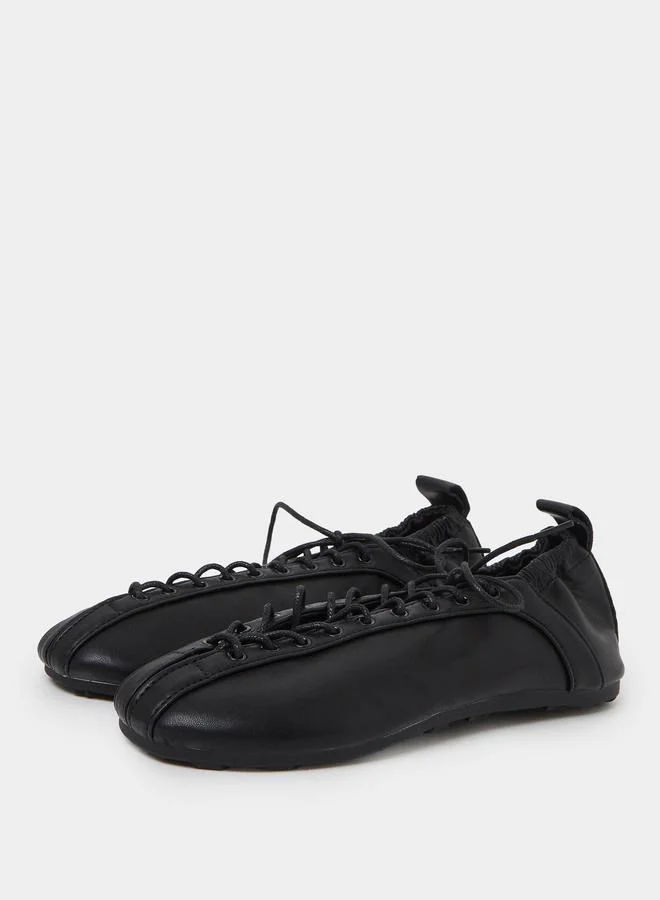 Styli Black Plain Lace-Up Shoes