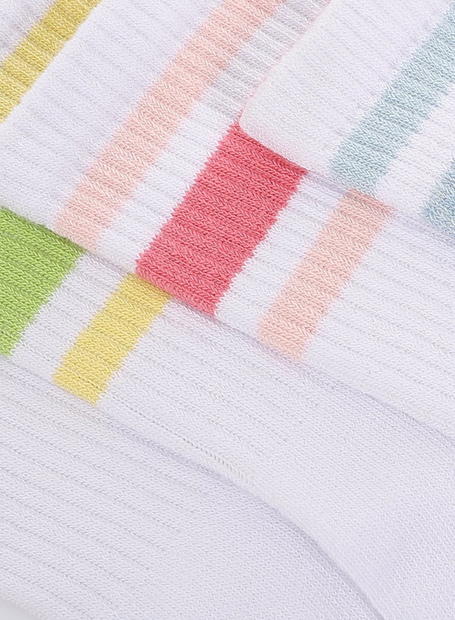 ال سي وايكيكي طقم من 5 أزواج جوارب بناتي قصيرة مخططة - Image 4