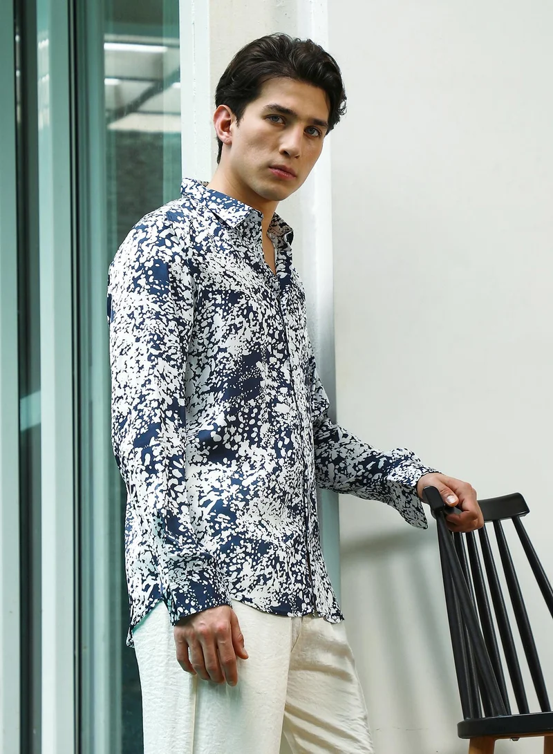 Campus Sutra Men's Navy Blue and White Abstract Pattern Rayon Shirt