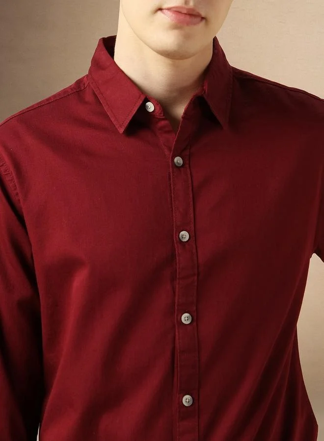 دينيس لينغو Relaxed Fit Maroon Solid Pattern Cotton Men's Shirt with Regular Collar and Full Sleeve