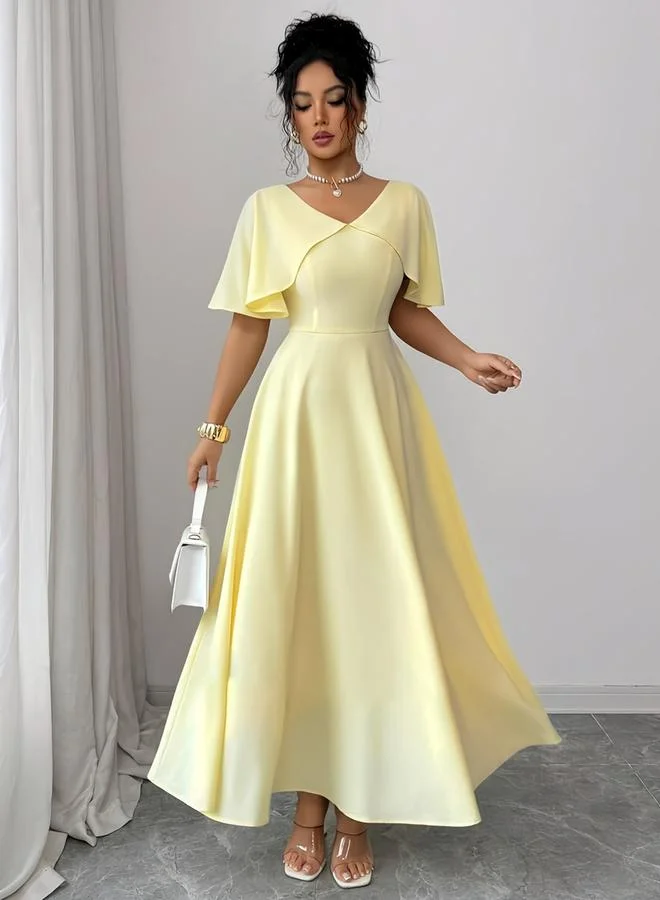 تايك تو Yellow Cape Sleeve A-Line Maxi Dress