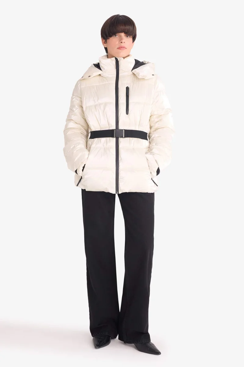 ديفاكتو Regular Fit Puffer Jacket