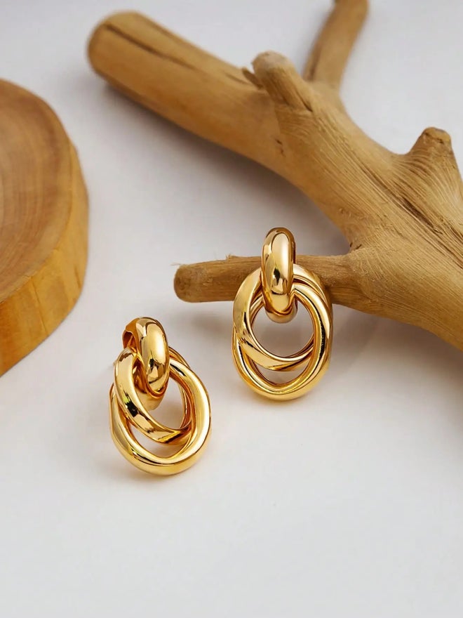 Styli Hoop Geometric Earrings - Image 4