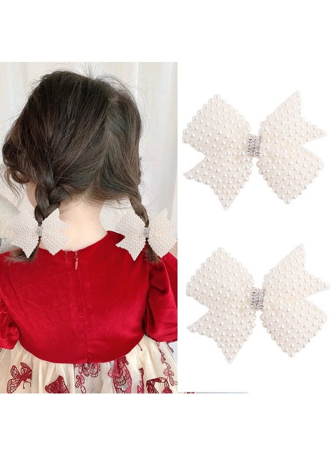 دينبري ربطات شعر من اللؤلؤ بطبقتين للبنات، مشبك شعر على شكل زهرة فراشة بيضاء على شكل تمساح، إكسسوارات شعر لحفلات الزفاف من أحجار الراين للأطفال الرضع والأطفال الصغار وهدايا حفلات الكريسماس (4 قطع) - Image 3