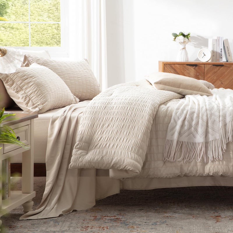 Zzlpp Beige Queen Comforter Set 7 Pieces, Seersucker Bed in a Bag for Bedroom, All Season Bedding Sets with 1 Comforter, 2 Pillow Shams, 2 Pillowcases, 1 Flat Sheet, 1 Fitted Sheet - Image 4