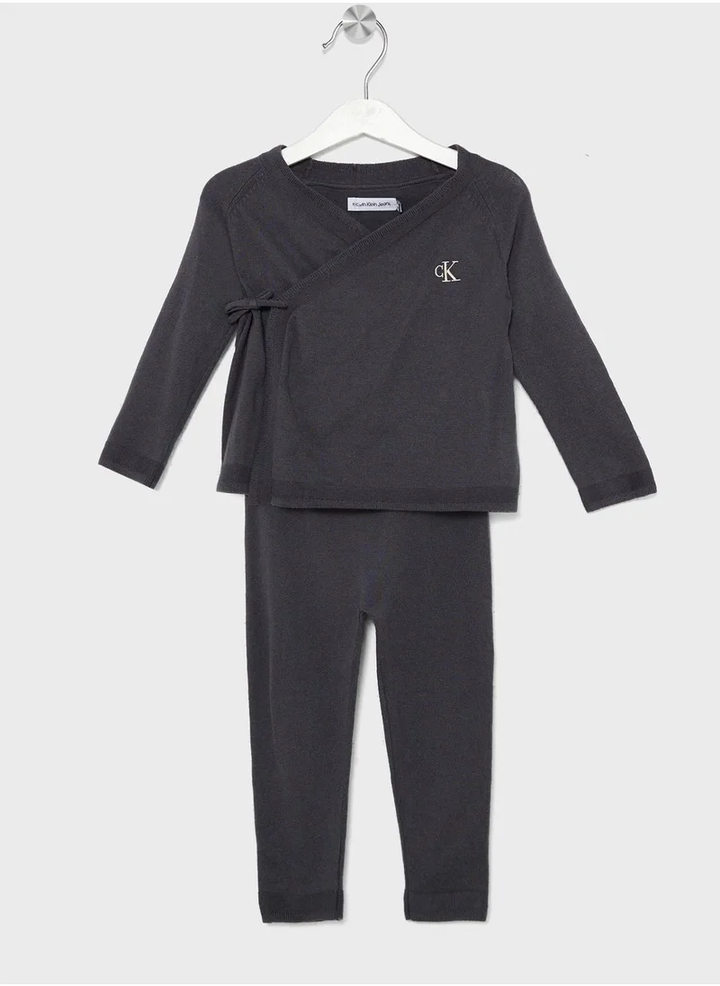 Calvin Klein Jeans Infant Knitted Gift Pack