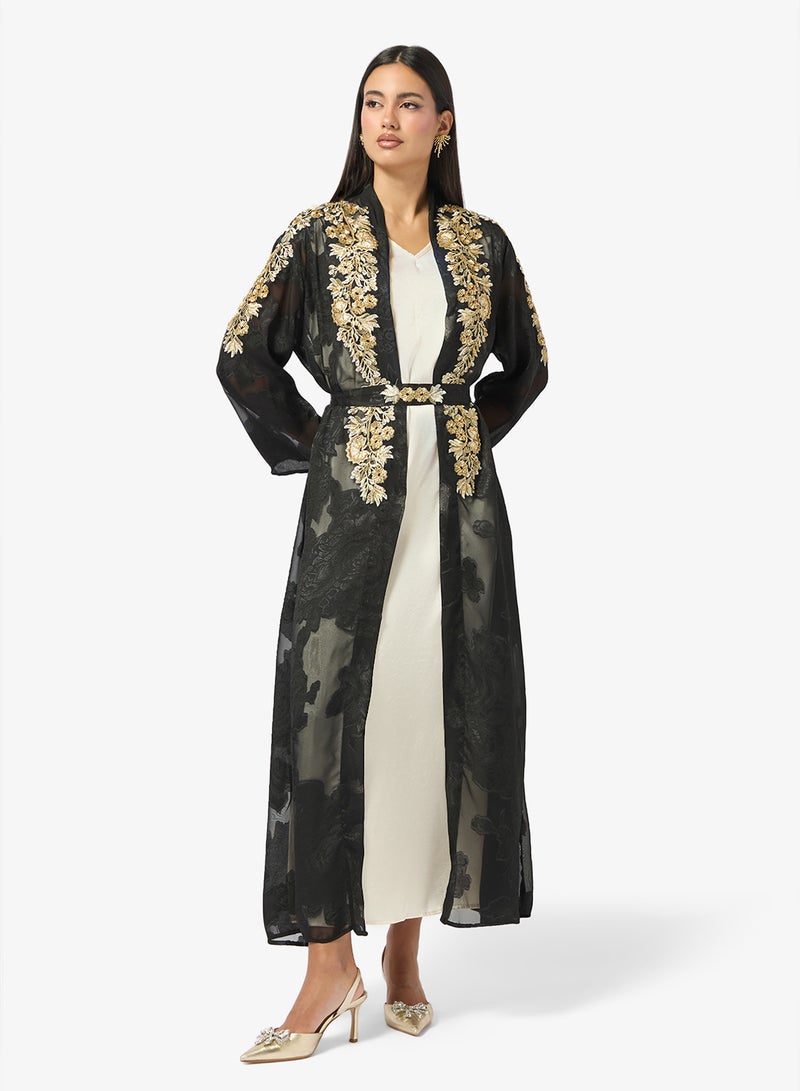 خزانة عباية مطرزة مع فستان داخلي - Image 5