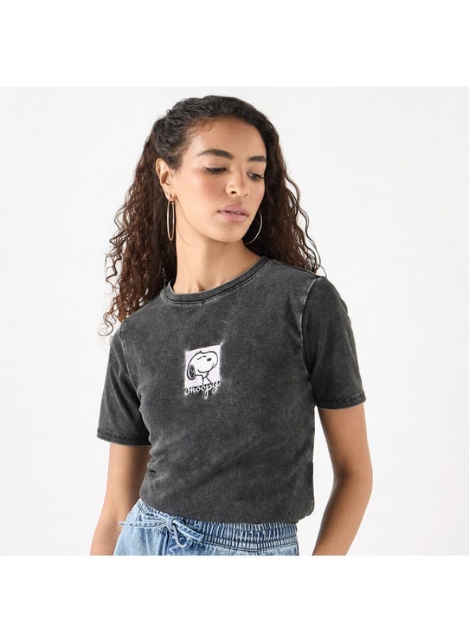 SP Characters Snoopy Embroidered T-shirt and Crew Neck and Short Sleeves  - Image 2